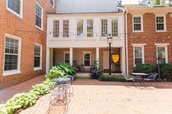 1840s Carrollton Inn image 2